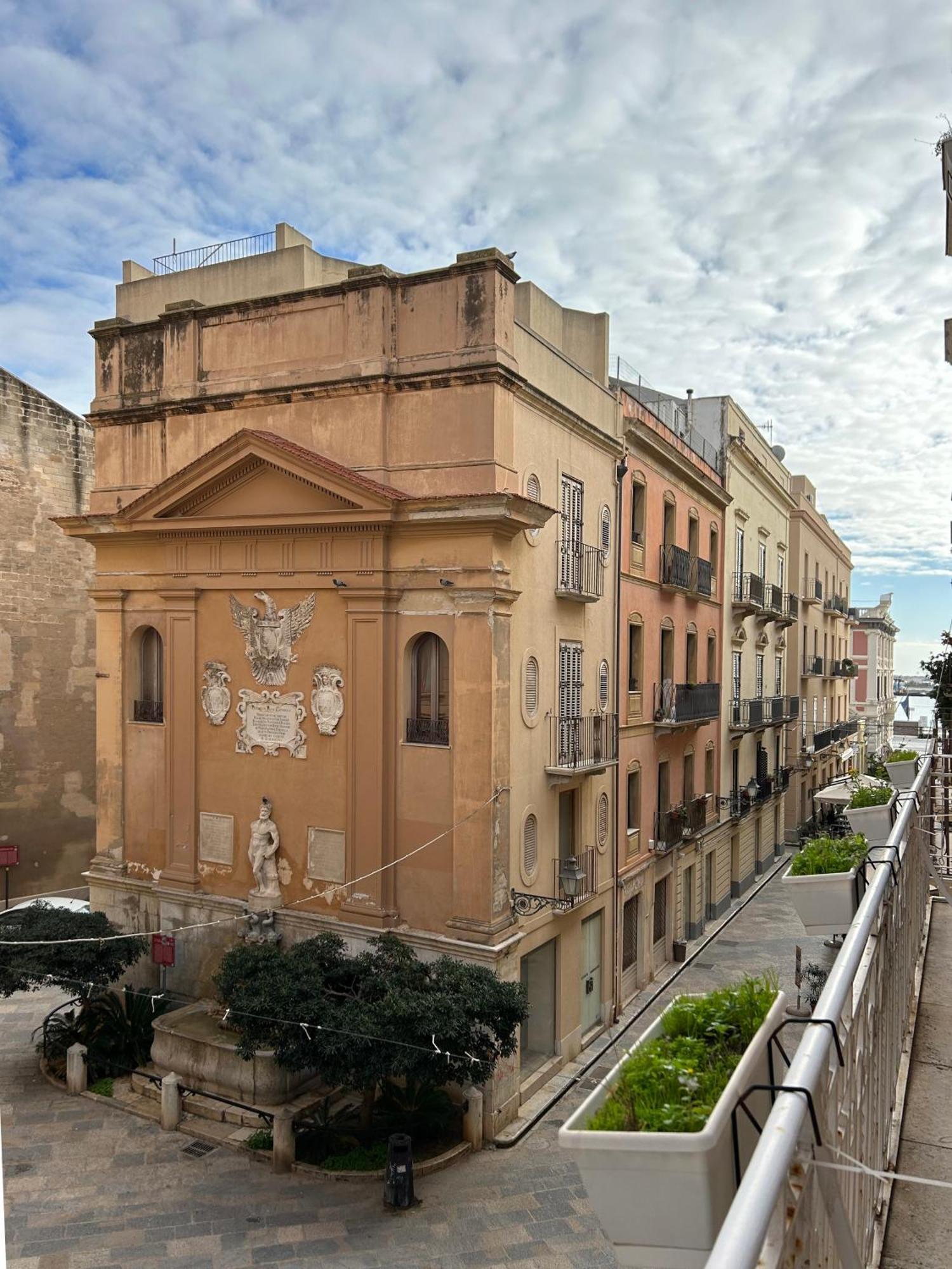 Appartamenti Torrearsa Street 35 Трапани Екстериор снимка